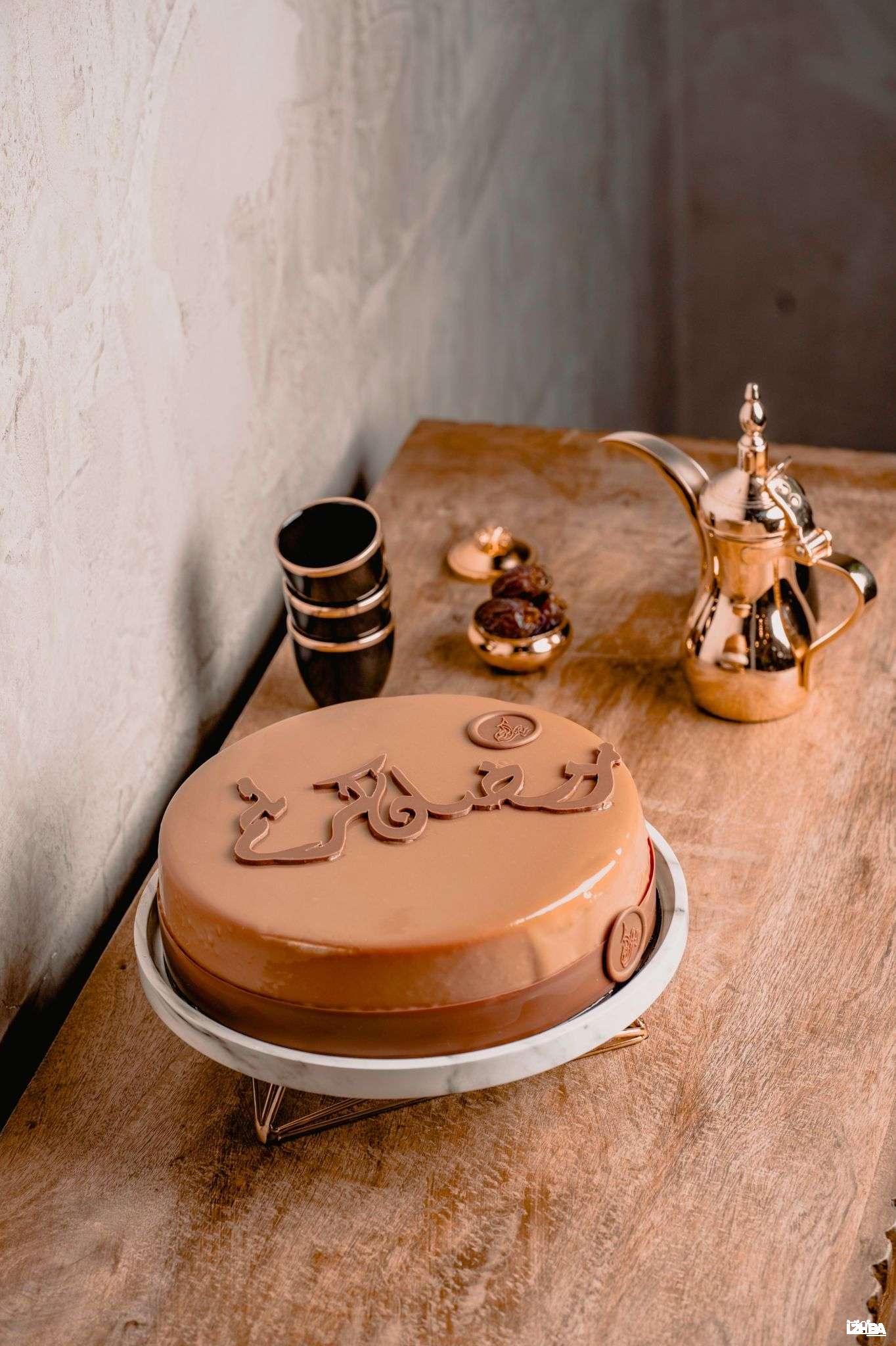 كيكة بالقهوة العربيةو البندق