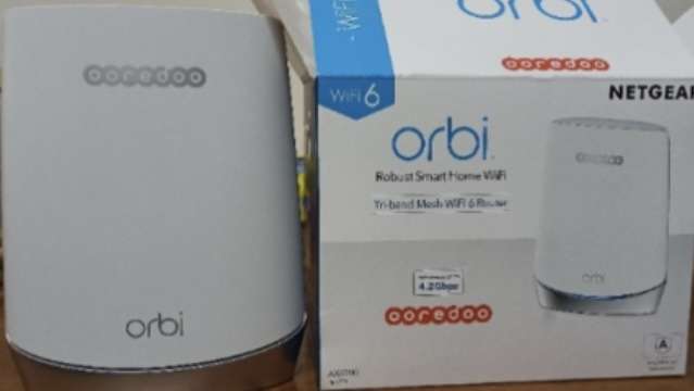 Orbi router