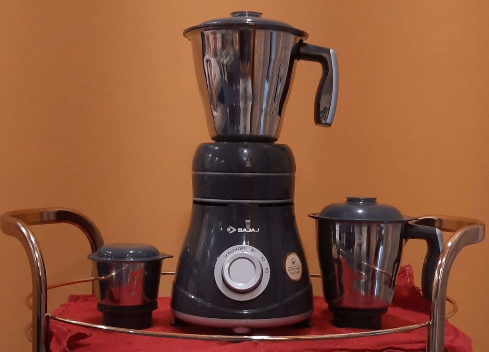 negotiable Bajaj Mixer Grinder Stormix 750W almost new 2023 Lzhiba